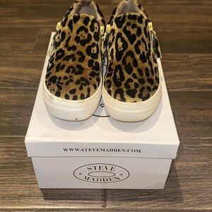 Steve Madden Leopard Print Women’s Shoes, size 6